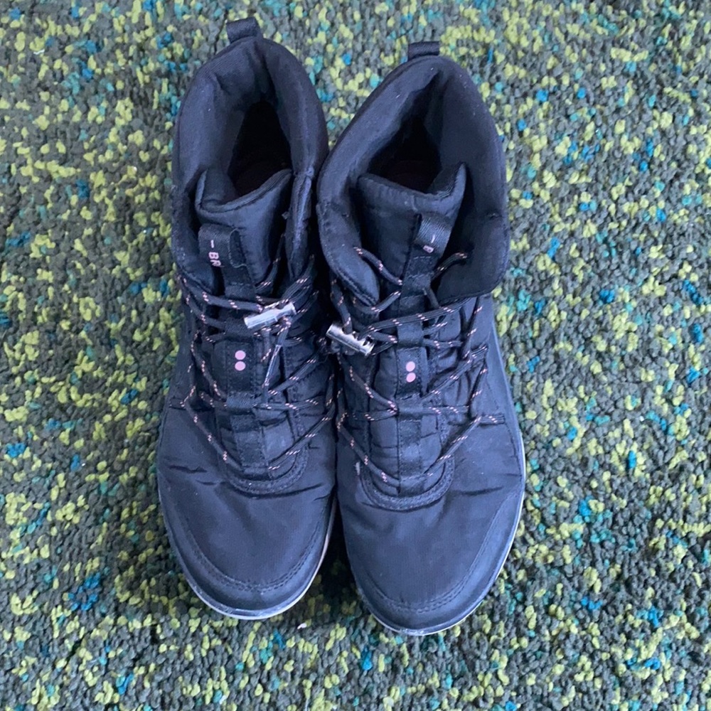 🥾 Ryka Snow Boots